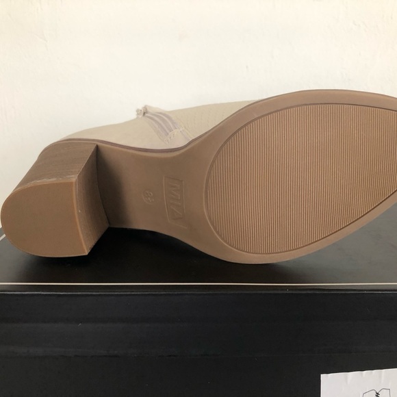 MIA GIRL Womens Ankle Boots Size 8.5M Ivory Dusky Python Look Side Zipper New - Picture 6 of 16